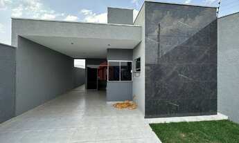 Imagem 1: Casa à venda em Umuarama-PR, Parque Residencial Tokio: 2 quartos, 1 suíte, 1 sala, 2 banhe