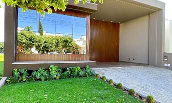 Imagem 2: Casa à venda no Condomínio Residencial Central Park , com 3 suítes sendo uma com closet e