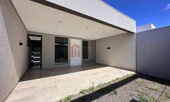 Imagem 2: Casa à venda em Umuarama-PR, Jardim Imigrantes II: 2 quartos, 1 suíte, 1 sala, 3 banheiros