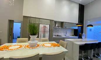 Imagem 6: Casa à venda em Umuarama-PR, Jardim Melhoramentos: 3 quartos, 1 suíte, 2 salas, 2 banheiro