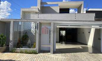 Imagem 2: Casa à venda em Umuarama-PR, Jardim Melhoramentos: 3 quartos, 1 suíte, 2 salas, 2 banheiro