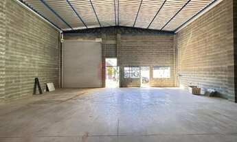 Imagem 2: Salão Comercial à Venda em Umuarama-PR, Zona I-A: 1 Sala, 2 Banheiros, 1 Vaga, 482,46m² de