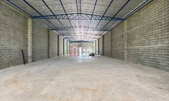 Imagem 4: Salão Comercial à Venda em Umuarama-PR, Zona I-A: 1 Sala, 2 Banheiros, 1 Vaga, 482,46m² de