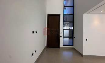 Imagem 5: Maravilhosa Casa à Venda em Umuarama-PR, Jardim Colorado - 3 Quartos, 1 Suíte, 1 Sala, 3 B