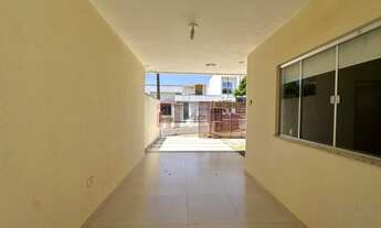 Imagem 5: Oportunidade Imperdível: Casa à Venda em Umuarama-PR, no Bairro Parque Gavea, com 1 Quarto