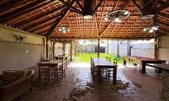 Imagem 5: Espaço de Lazer de 240m² à Venda em Destaque na Cidade de Inserir Nome da Cidade] no Bairr