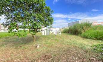 Imagem: 201M² de Área Total na Rua Bruno Gazzi