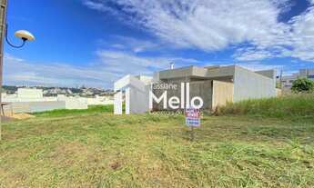 Imagem: 350M² de Área Total na Rua João Meretka