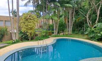 Imagem 2: Casa de Alto Padrão em Maresias, São Sebastião-SP: 4 quartos, 2 suítes, pé na areia, vista