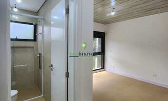 Imagem 7: Imperdível Casa de Luxo na Barra do Una: 4 Quartos, 4 Suítes, Piscina a 80m da Praia - São