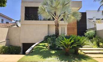 Imagem: Casa de alto padrão pé na areia a venda