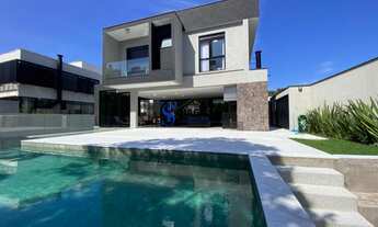 Imagem: Casa de alto padrão a venda na Riviera