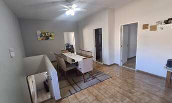 Imagem: CASA DUPLEX COM VARANDA COLONIAL A VENDA