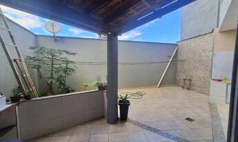 Imagem 2: CASA COM LOCALIZAÇÃO PRIVILEGIADA NO BAIRRO BETHÂNIA!!!