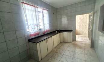 Imagem: OPORTUNIDADE! 02 CASAS NO LOTE A VENDA NO