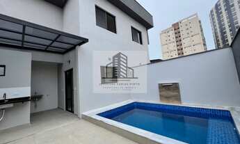 Imagem: Imperdível Sobrado em condomínio na Praia