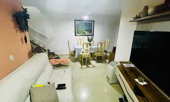 Imagem 5: Linda casa residencial para Venda com 3 quartos sendo 1 suíte repleta de armários em excep