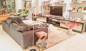 Imagem 2: Lindíssimo apartamento finamente decorado, Andar alto com vista deslumbrante e indevassáv