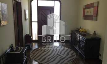 Imagem 7: Casa à venda na Vila Irmãos Arnoni, 02 vagas, 03 dormitórios, sendo 01 suíte, banheiros c