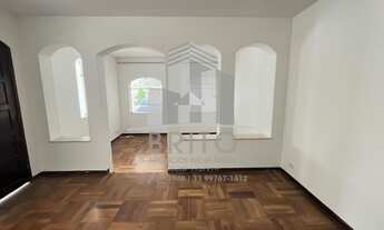 Imagem 5: Oportunidade! Casa à venda com 3 quartos, 1 suite, 3 salas, 2 banheiros, 2 vagas de garage