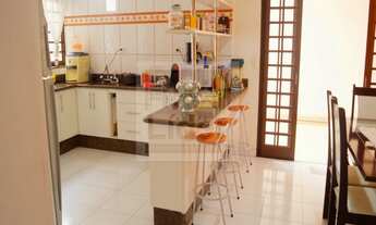 Imagem: Sobrado localizado no bairro Vila Menino