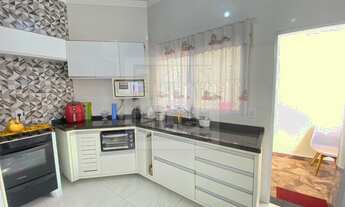 Imagem: CASA RESIDENCIAL em CAÇAPAVA - SP, BORDA