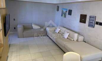 Imagem 2: Apartamento com Vista Mar e 4 Suítes em Condomínio Fechado - Oportunidade Única!