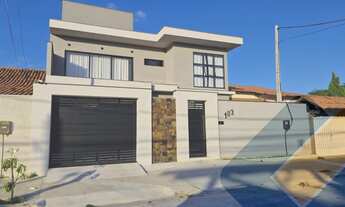 Imagem: Imperdível Casa à Venda em Niterói-RJ