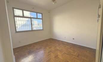 Imagem 5: Excelente oportunidade! Apartamento à venda em Icaraí, Niterói-RJ, com 3 quartos, 1 suíte