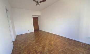 Imagem 2: Excelente oportunidade! Apartamento à venda em Icaraí, Niterói-RJ, com 3 quartos, 1 suíte