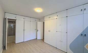 Imagem 6: Imperdível: Apartamento à venda em Icaraí, Niterói-RJ, com 3 quartos, 1 suíte, 1 sala, 3 b