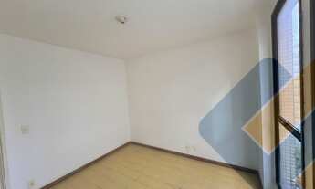 Imagem 3: Cobertura à Venda em Icaraí, Niterói-RJ: 3 Quartos, 1 Suíte, 3 Banheiros, 215m² e 3 Vagas