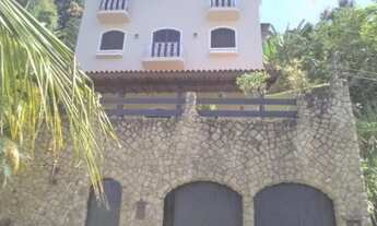 Imagem: Imperdível oferta de Casa à venda em Niterói-RJ