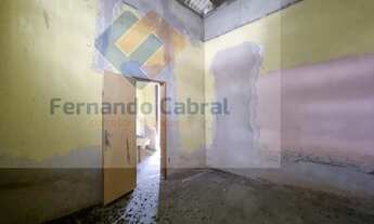 Imagem 4: Casa de 4 quartos à locaçã em Santa Rosa, Niterói-RJ! 380m², 2 vagas de garagem. Venha se