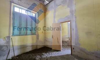 Imagem 5: Casa de 4 quartos à locaçã em Santa Rosa, Niterói-RJ! 380m², 2 vagas de garagem. Venha se