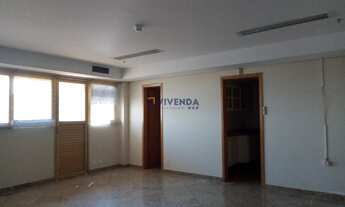 Imagem 2: EDIFÍCIO GUINZA - SALA COMERCIAL COM 52M² - WC - COPA - 1 VAGA - ÓTIMA LOCALIZAÇÃO