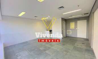 Imagem 5: ALPHAVILLE SALA COMERCIAL - COM 42M² - VISTA INCRIVEL E ÓTIMA LOCAIZAÇÃO