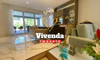 Imagem 5: Sua nova casa de alto padrão em Alphaville: 4 suítes, 6 garagens e muito espaço