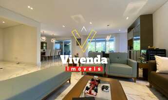 Imagem 4: Sua nova casa de alto padrão em Alphaville: 4 suítes, 6 garagens e muito espaço