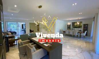 Imagem 7: Sua nova casa de alto padrão em Alphaville: 4 suítes, 6 garagens e muito espaço