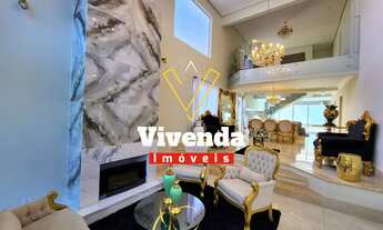 Imagem 4: Casa Mobiliada em estilo Neo Colonial ClássicoTerreno 360 m2 Construção 300 m2