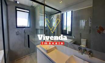 Imagem 4: ALPHAVILLE 11 - SOBRADO COM 4 SUITES - FRENTE PRAÇA - VALOR CONVIDATIVO E ABAIXO DE MERCAD