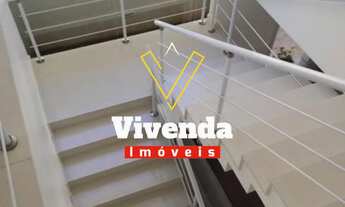 Imagem 2: Viva com conforto e sofisticação em Alphaville: Casa de alto padrão com 4 suítes e 478m²!