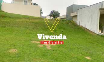 Imagem: Belo terreno em leve aclive com 450 m²