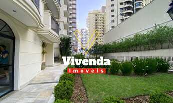 Imagem 2: Apartamento para venda possui 165 m² com 3 quartos em Alphaville no Residencial Maison Mo