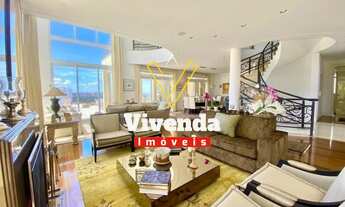 Imagem 2: Deslumbrante casa de alto padrão em um dos mais requisitados condomínios de Alphaville Tam