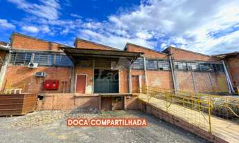 Imagem: Barracão de 280 m² no Boqueirão, dentro