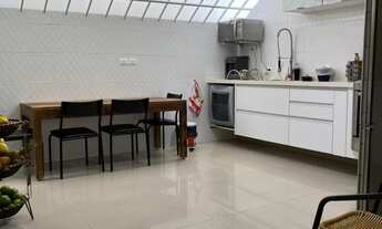 Imagem 2: Casa Sobrado 230m2 com 4 dormitórios sendo eles 2 suites 4 banheiros 2 vagas a Venda no Br