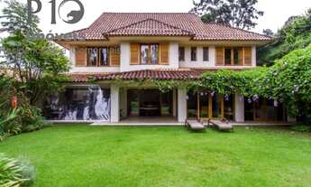 Imagem: Casa com 750m2 4 dormitórios sendo eles