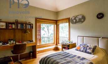 Imagem 2: Casa com 750m2 4 dormitórios sendo eles 3 suítes 6 vagas a venda no Morumbi